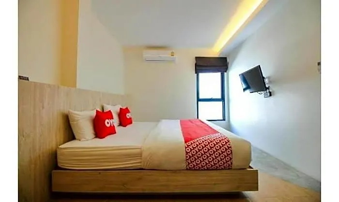 Rama 3 Sunrise Hotel 2*