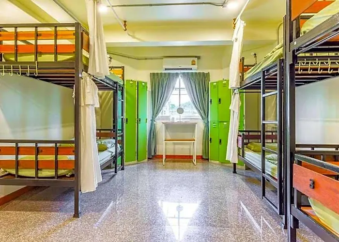 Rama 3 Sunrise فندق